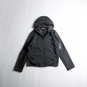 ARC'TERYX  Squamish  Jacket